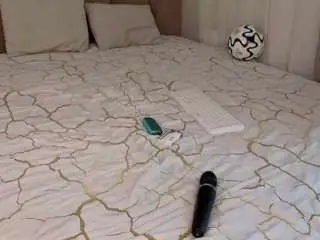Virginatwedt  live sex cam