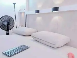Annie-soler  live sex cam