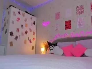 Kristybae  live sex cam