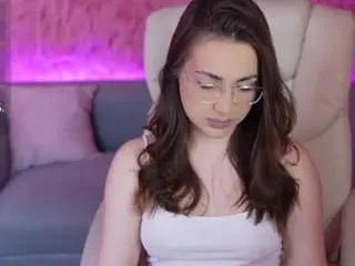 Oliviamore  live sex cam