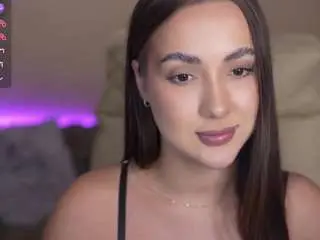 Oliviamore  live sex cam