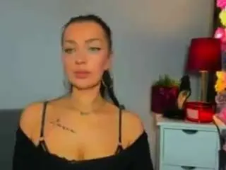 Oliviatemptation  live sex cam