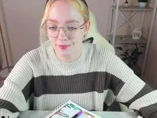 Rocket-bunnyy  live sex cam