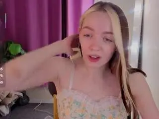 Rocket-bunnyy  live sex cam