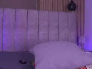 Sara-lop  live sex cam
