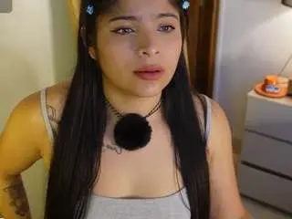 Soyhinata  live sex cam