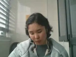 Genniewaltemeyer  live sex cam