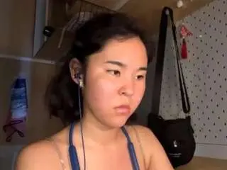 Genniewaltemeyer  live sex cam