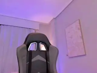 Leahjones  live sex cam