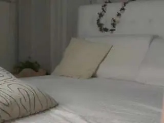 Rubyijams  live sex cam