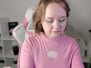 Tara-linn  live sex cam