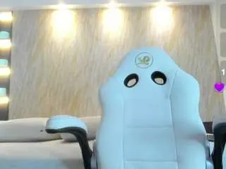 Alina-hart  live sex cam