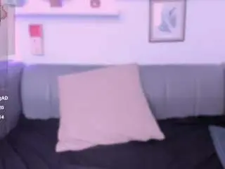 Cloe-adams  live sex cam