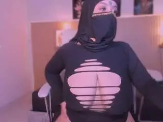 Cloe-adams  live sex cam