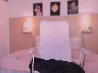 Cloe-adams  live sex cam