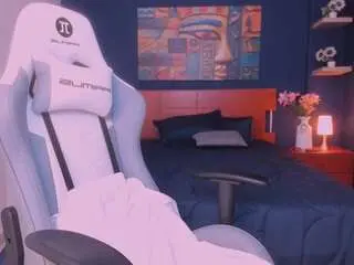 Cloe-adams  live sex cam