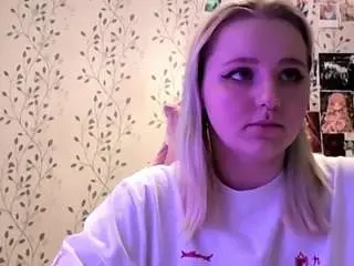 Colettebisset  live sex cam