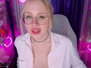 Elinocean  live sex cam