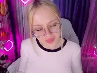 Elinocean  live sex cam