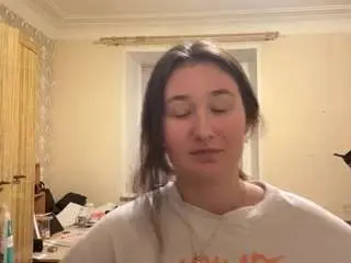 Mickeyqunnarath  live sex cam