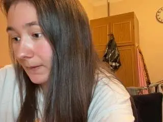 Mickeyqunnarath  live sex cam