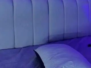 Yuridrojas  live sex cam