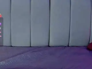 Yuridrojas  live sex cam