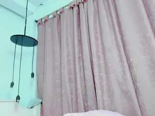 Yurlycardona  live sex cam