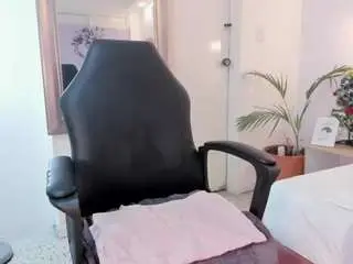 Amina-west  live sex cam