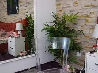 Blueeyesdesire  live sex cam