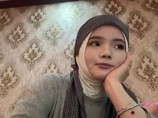 Fayezaborski  live sex cam