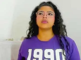 Mohannah1  live sex cam