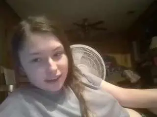 Plainjanerain  live sex cam