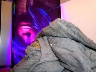 Biatriss  live sex cam