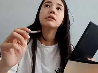Giuseppinasinsabaugh  live sex cam