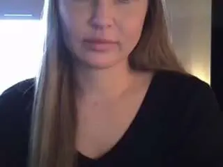 Luckyanna  live sex cam