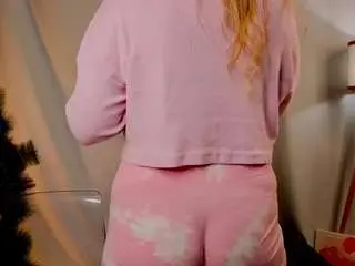 Shaquitapettrey  live sex cam