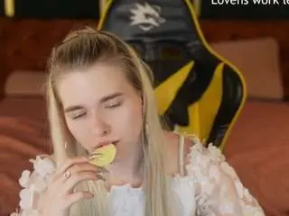 Avakiss  live sex cam