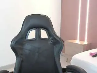 Mia-slora  live sex cam