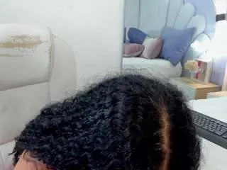 Roxydomnin  live sex cam