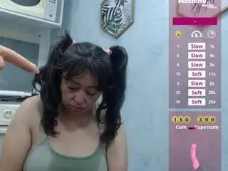 Suckerdrool  live sex cam