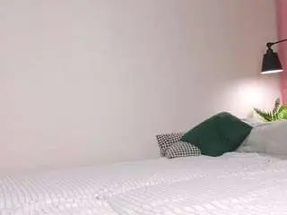 Ashlyczernik  live sex cam