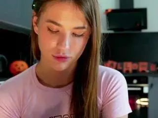 Ashlyczernik  live sex cam