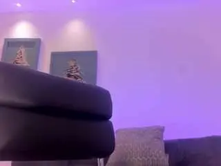 Bellaconnor  live sex cam