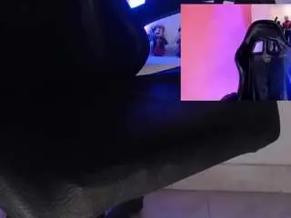 Evasingh  live sex cam
