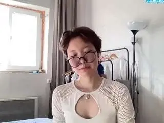 Jennellstoutt  live sex cam