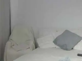 Layla12a  live sex cam