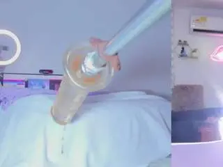 Abigail-girl  live sex cam