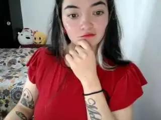 Cameliasaenz  live sex cam