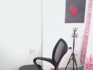 Cameliasaenz  live sex cam